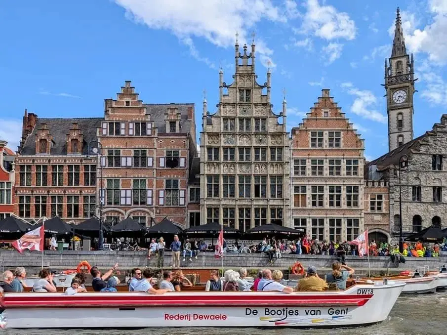 Rondvaart Gent: ontdek het middeleeuwse centrum vanaf het water